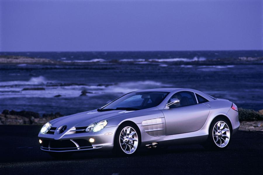  Mercedes-Benz SLR McLaren 2003 года  (фото 45 из 319)